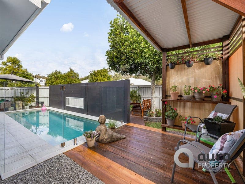 16 Jade Crescent, Caloundra West — photo 1 of 5