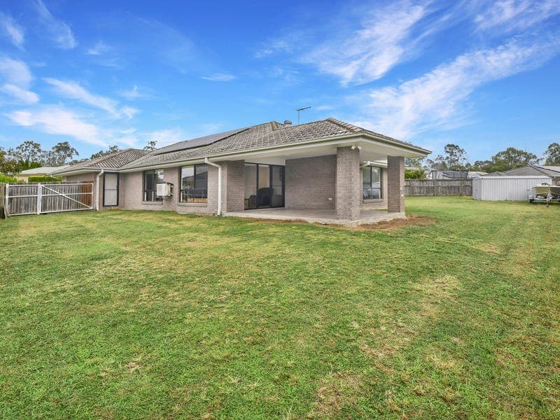 9 Canopy View Court, Flagstone — photo 1 of 5