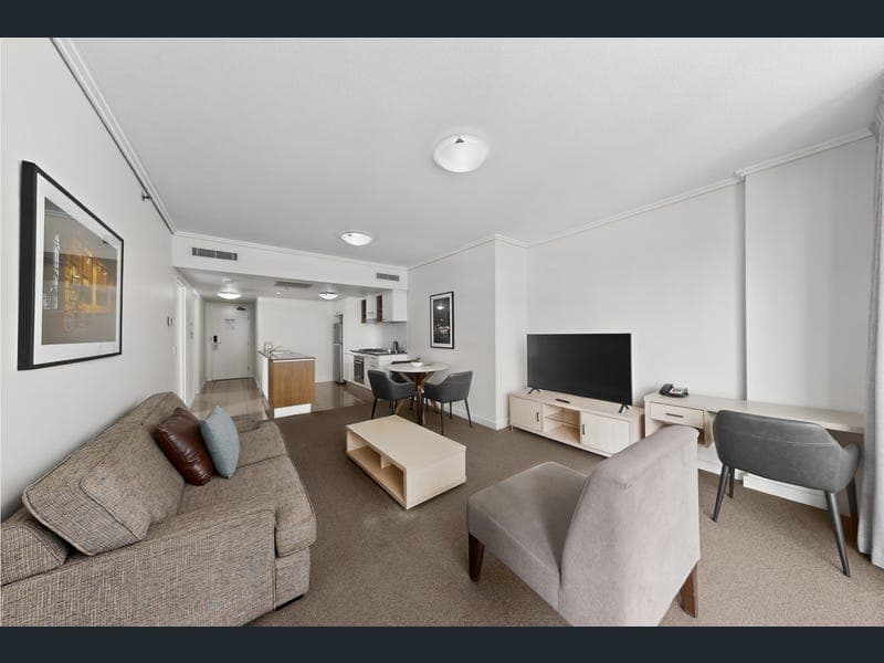 3207/128 Charlotte Street, Brisbane City — photo 1 of 5