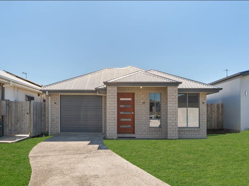 13 Naples Street, Bracken Ridge — photo 1 of 5