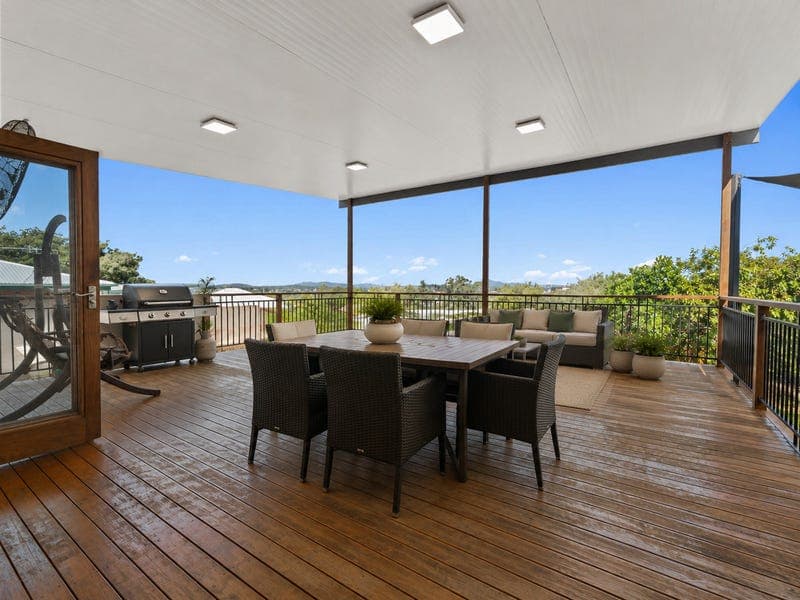 7 Hill Street, North Ipswich — photo 1 of 5