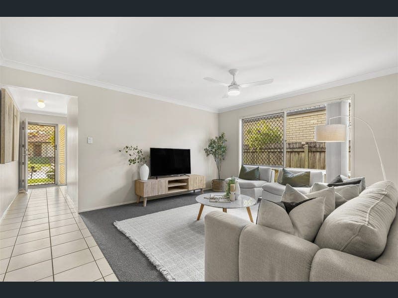 15 Tuohy Ct, Rothwell — photo 1 of 5