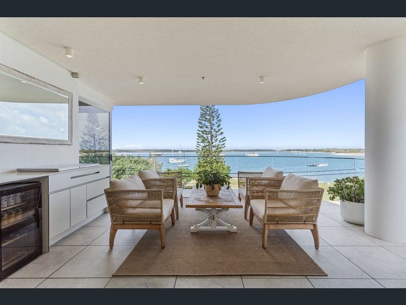 2/536 Marine Parade, Biggera Waters — photo 1 of 5