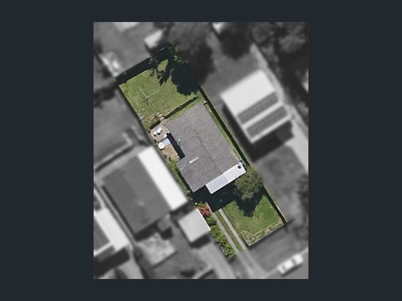 16 Kinarra Street, Ashmore — photo 1 of 5