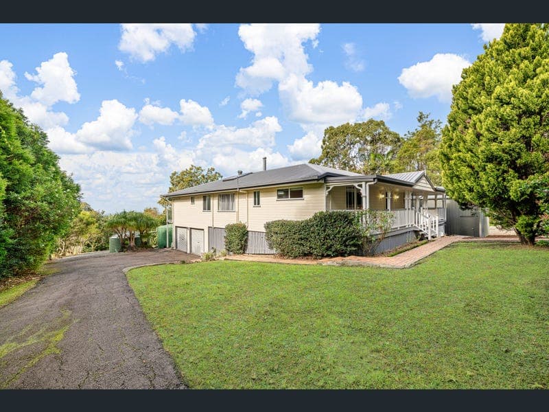 15 Mount Mellum Road — photo 1 of 5