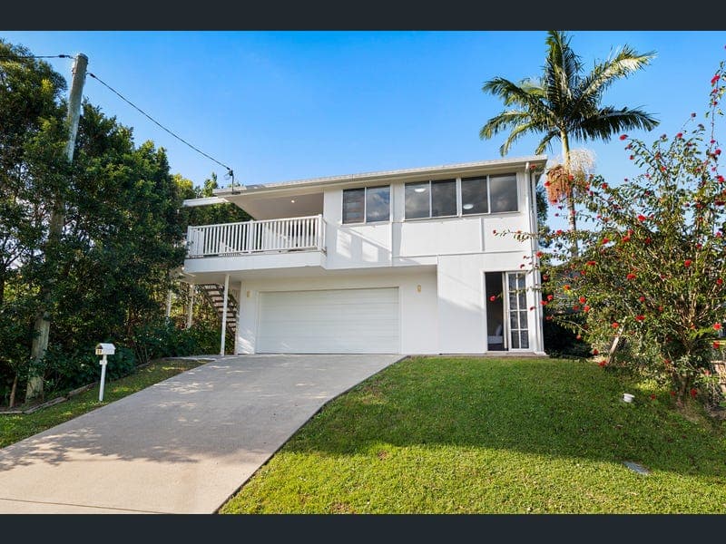 39 Oxleigh Crescent, Nambour — photo 1 of 5