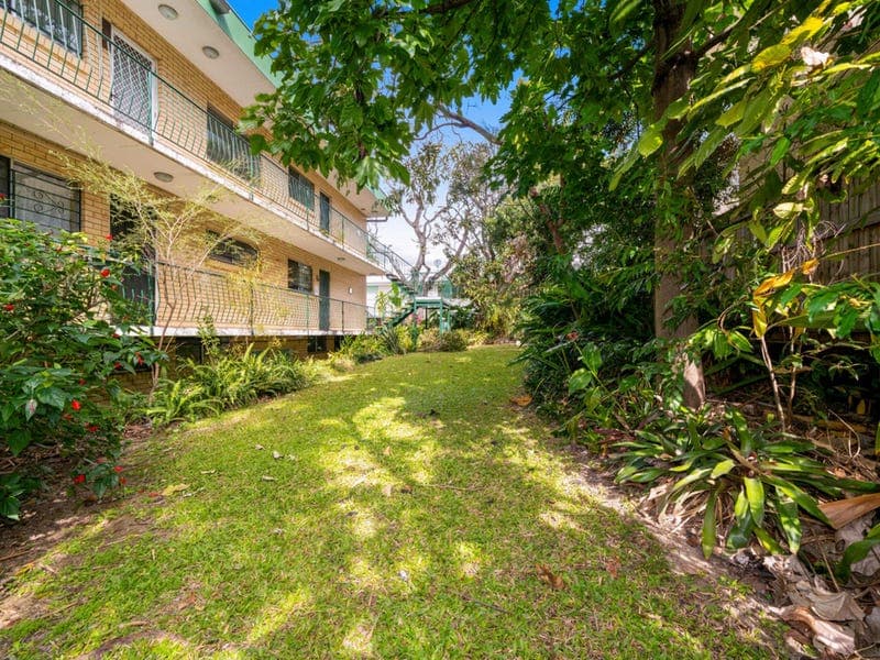 1/75 Waldheim Street, Annerley — photo 1 of 5