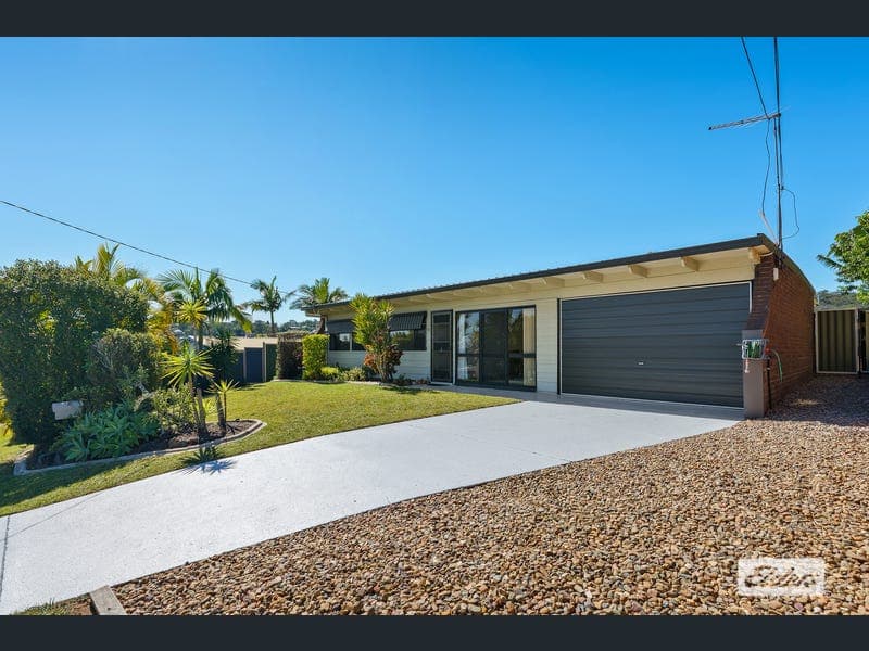 50 Barbaralla Drive, Springwood — photo 1 of 5
