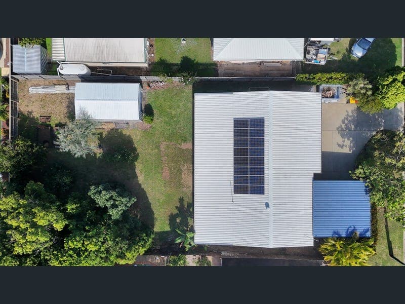 26 Cavanagh Drive, Blacks Beach — photo 1 of 5
