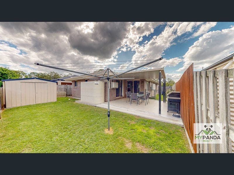 80 Hollywood Avenue, Bellmere — photo 1 of 5