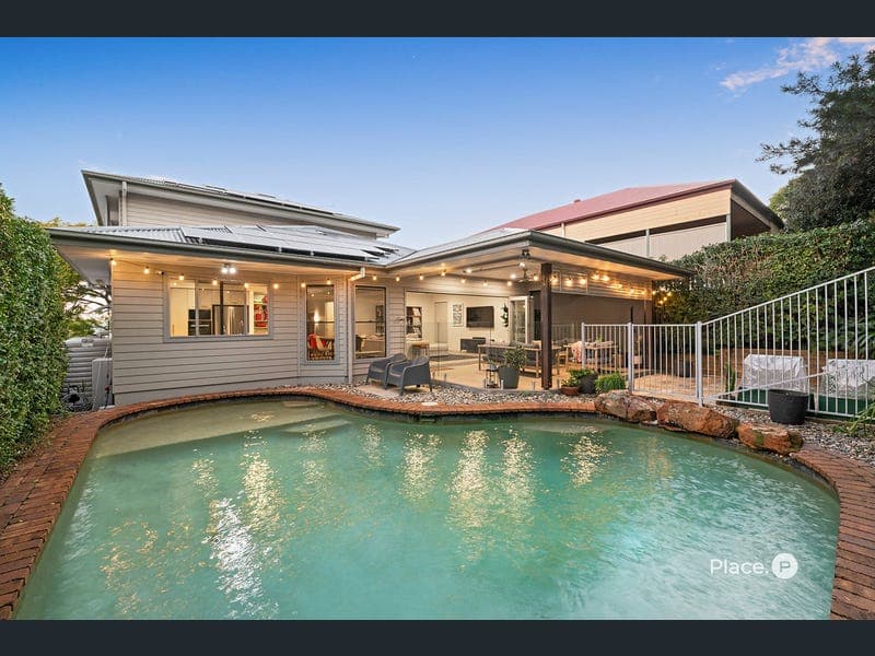 46 Livingstone Street, Yeerongpilly — photo 1 of 5