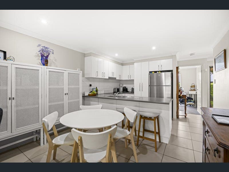 2/6 Macgregor Avenue, Highfields — photo 1 of 5
