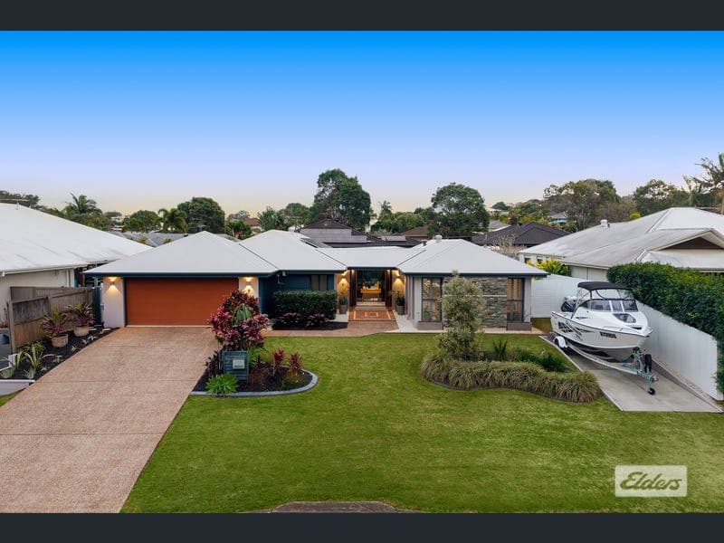 7 Denham Boulevard, Redland Bay — photo 1 of 5