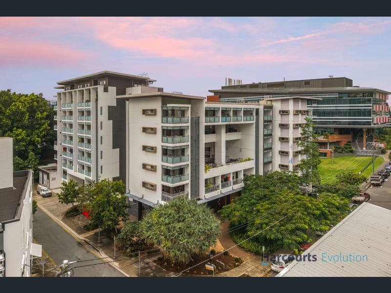 504/8 Hurworth Street, Bowen Hills — photo 1 of 5