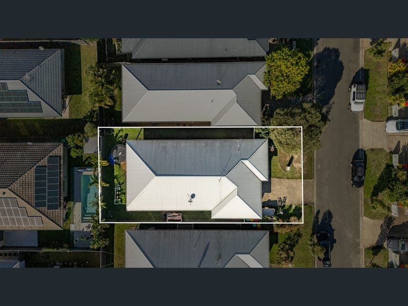 6 Electra Street, Coomera — photo 1 of 5
