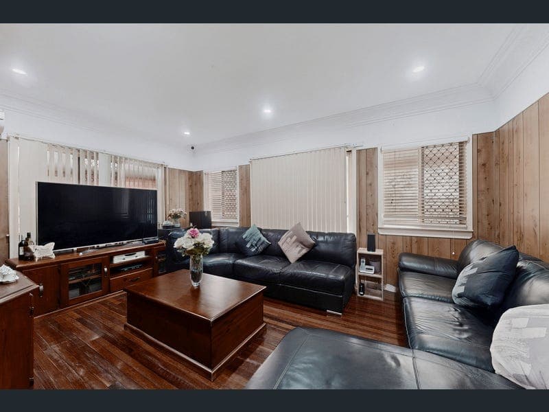 6 Shelduck Street, Inala — photo 1 of 5