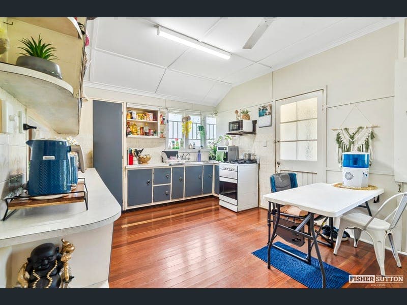 92 Randwick Street, Berserker — photo 1 of 5