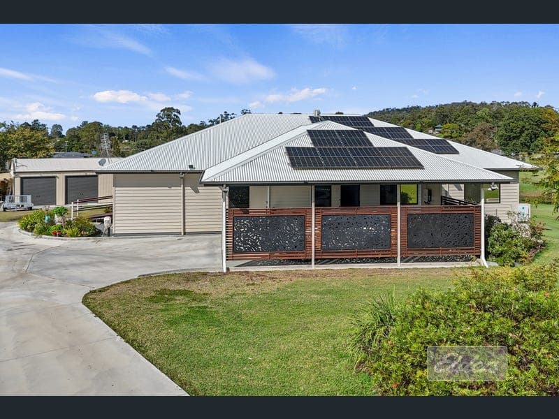 42 Friesian Court, Chatsworth — photo 1 of 5