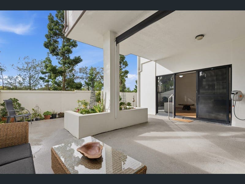 3/37 Playfield Street, Chermside — photo 1 of 5