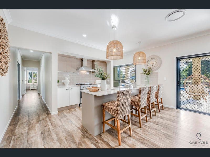 23 James Henderson Way, Gooburrum — photo 1 of 5