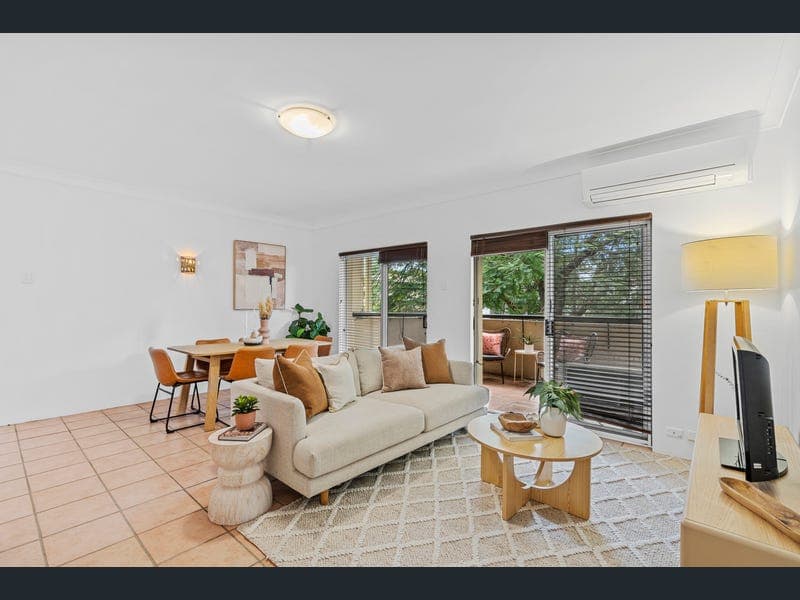 6/122 Waterton Street, Annerley — photo 1 of 5