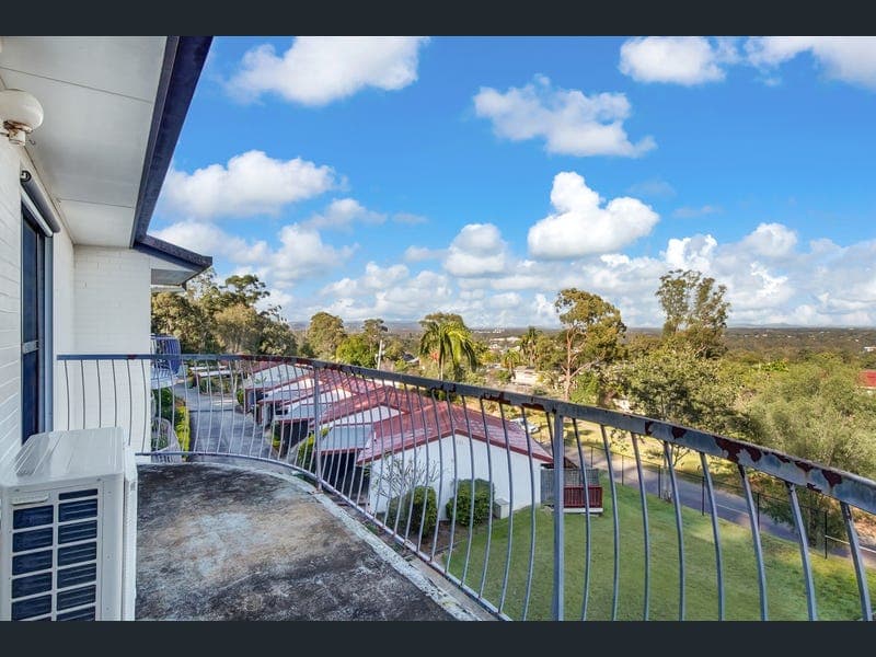 36/167 John Paul Drive, Springwood — photo 1 of 5
