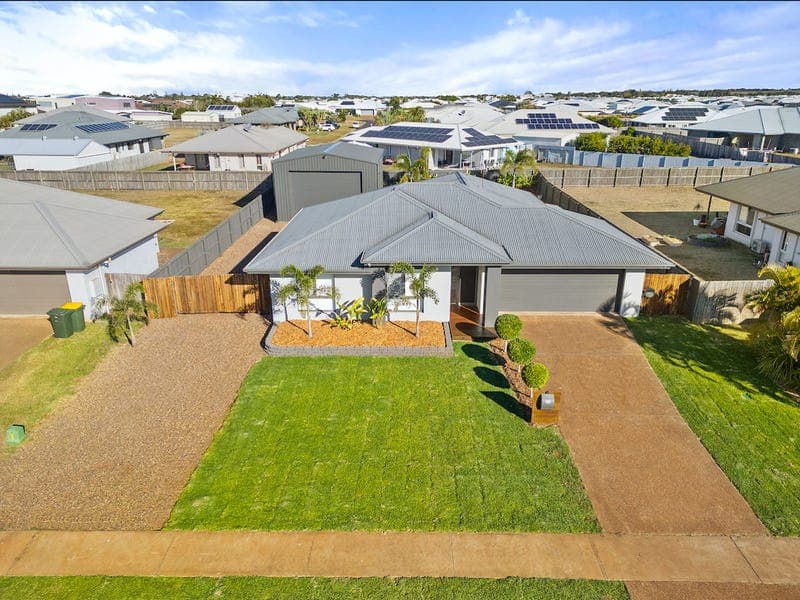 11 Chantilly Street, Bargara — photo 1 of 5