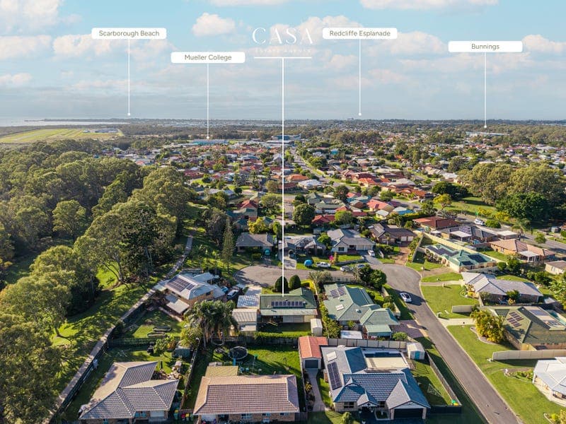 5 Banksia Court, Rothwell — photo 1 of 5