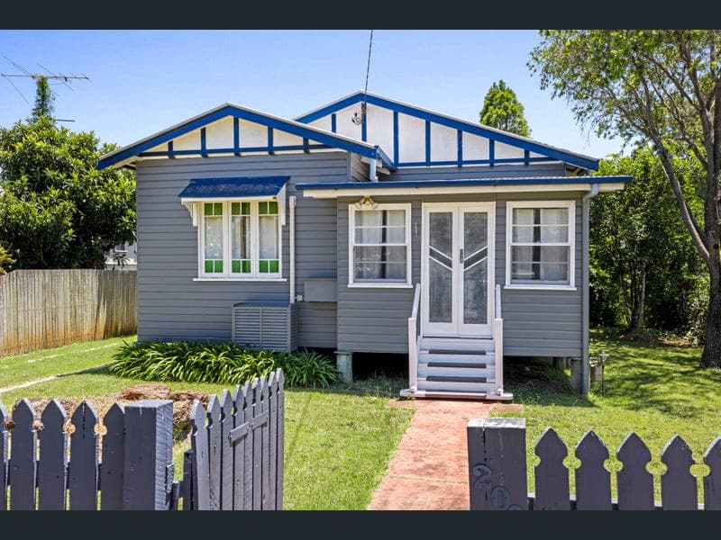 209 Campbell Street, Newtown — photo 1 of 5