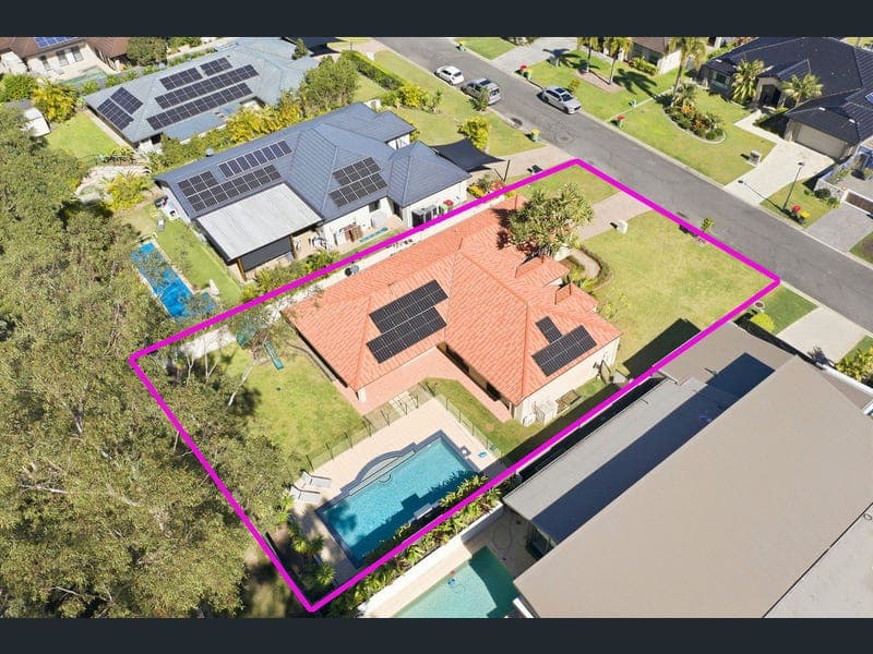 127 Arun Drive, Arundel — photo 1 of 5