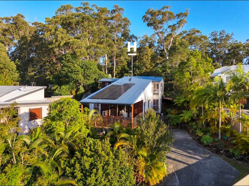 18 Kukulies Court, Currumbin Waters — photo 1 of 5
