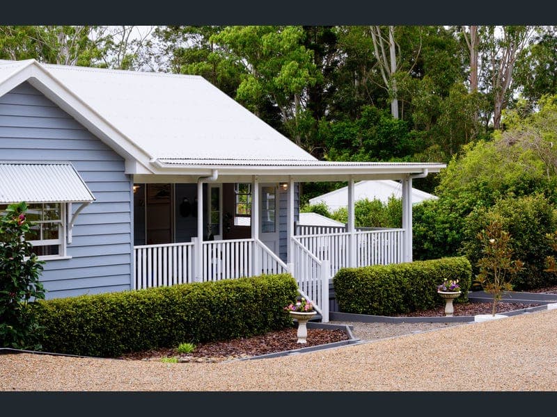 30 Ravensberg Drive, Witta — photo 1 of 5