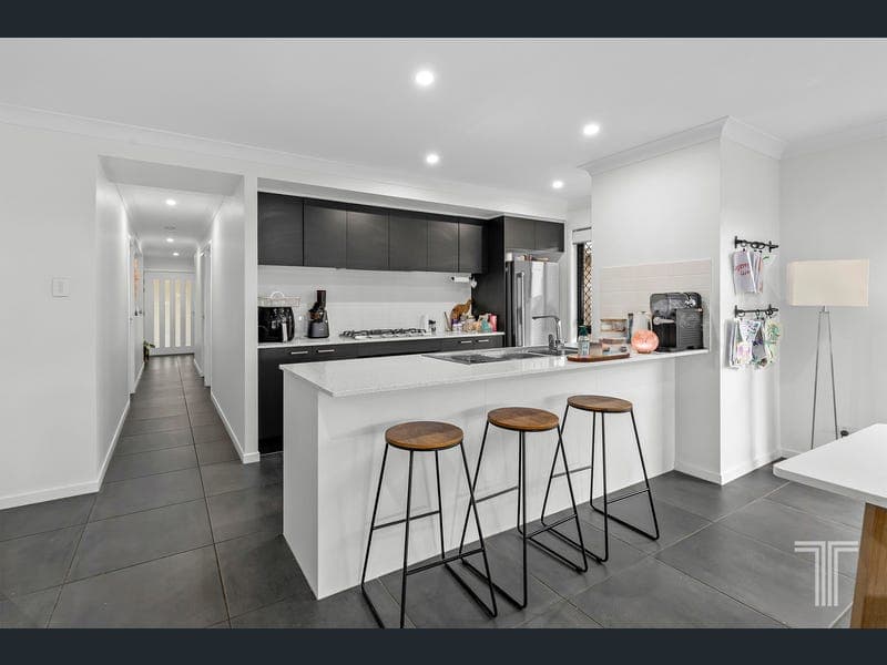 46 Love Street, Upper Caboolture — photo 1 of 5