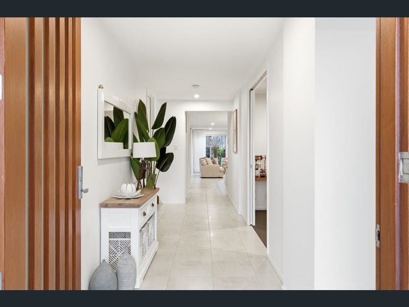 68 Bendigo Place, Upper Kedron — photo 1 of 5