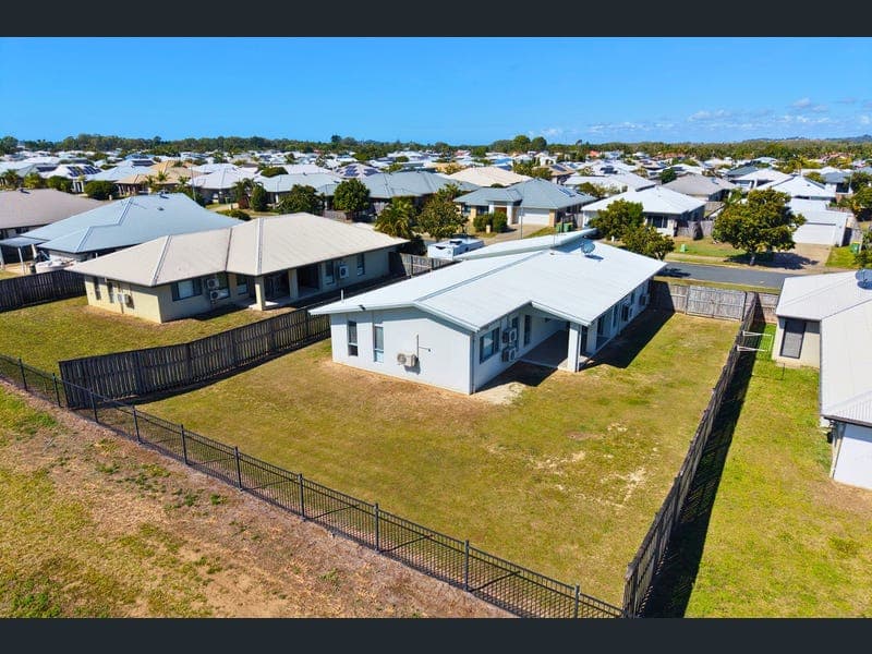 84 Schooner Avenue, Bucasia — photo 1 of 5