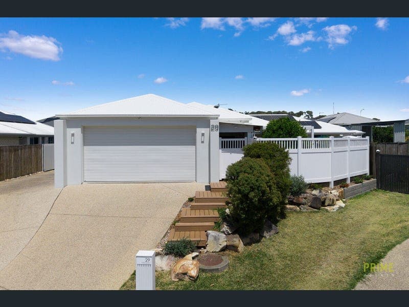 29 Parklands Boulevard, Wondunna — photo 1 of 5