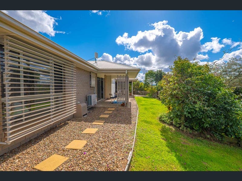 40 George Street, Kenilworth — photo 1 of 5