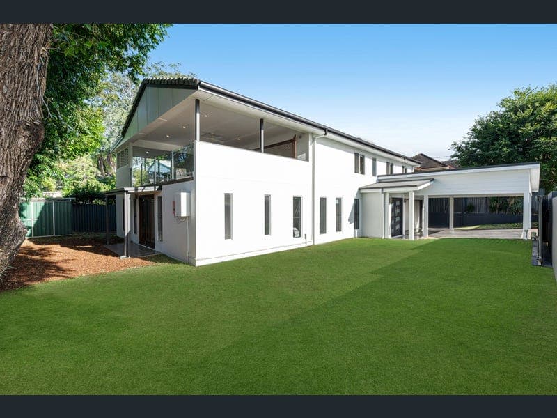 130 Besham Parade, Wynnum — photo 1 of 5
