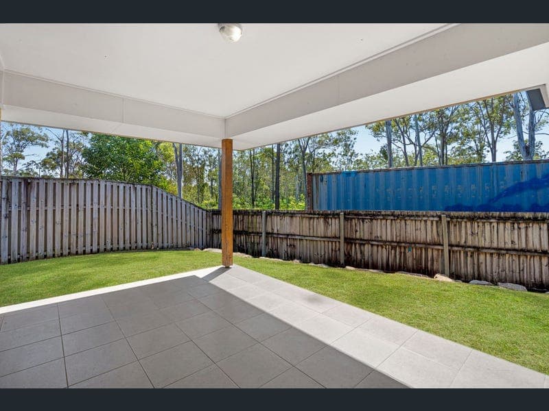 7 Hermitage Close, Pimpama — photo 1 of 5