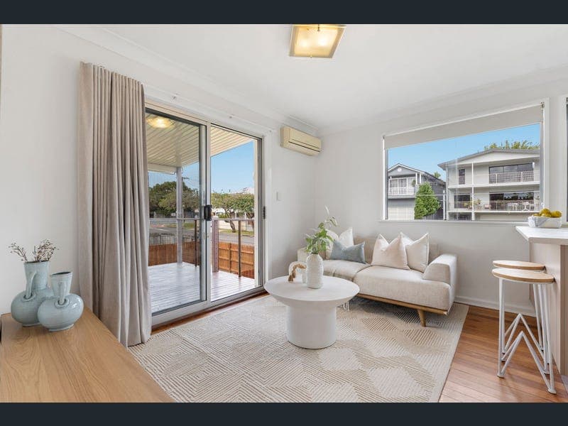 4/40 Frank Street, Norman Park — photo 1 of 5