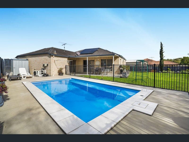 10 Celine Court, Burpengary — photo 1 of 5