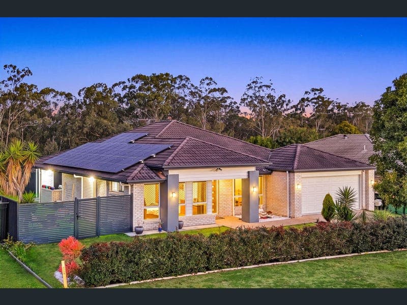 35 Gordon Drive, Bellbird Park — photo 1 of 5