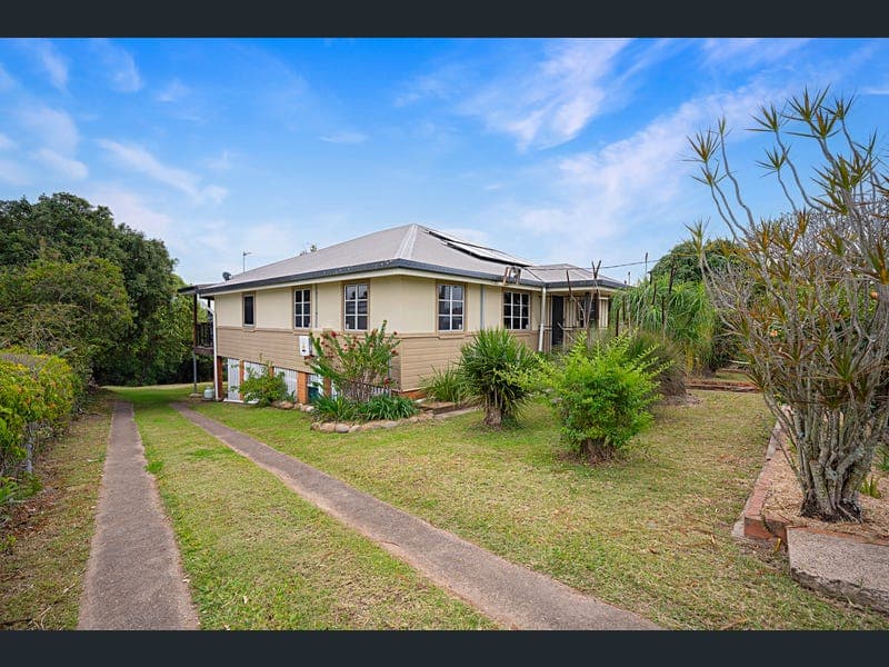 18 Horseshoe Bend, Gympie — photo 1 of 5