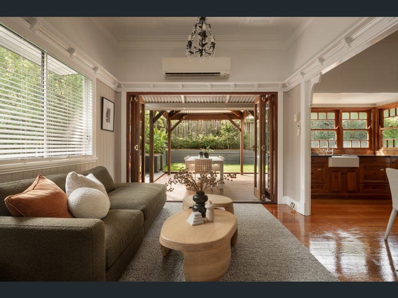 80 Empress Terrace, Bardon — photo 1 of 5