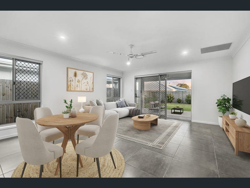 77 Daisy Street, Caboolture South — photo 1 of 5
