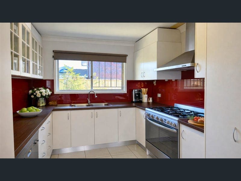 22 Norinda Street, Sunnybank — photo 1 of 5