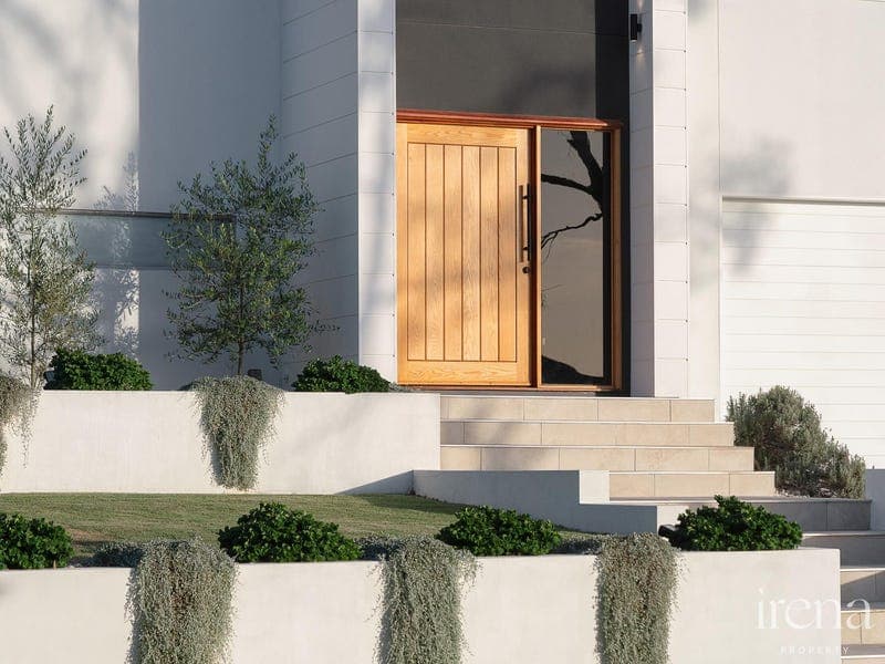 27 Waterhousia Crescent, Brookwater — photo 1 of 5