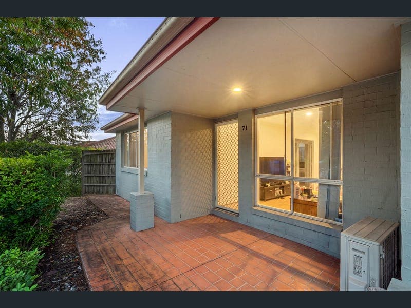 71/25 Buckingham Place, Eight Mile Plains — photo 1 of 5