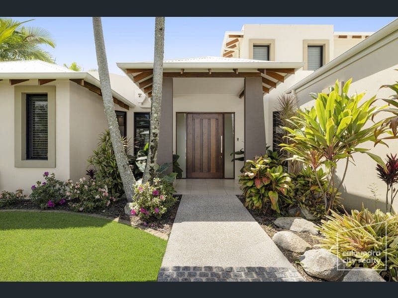 14 Quayline Court, Pelican Waters — photo 1 of 5