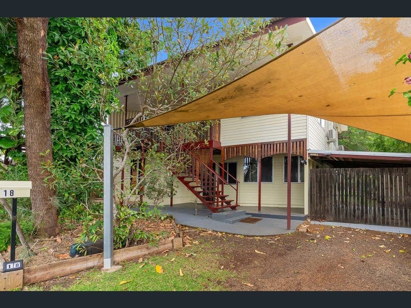 18 Margaret Street, Redlynch — photo 1 of 5
